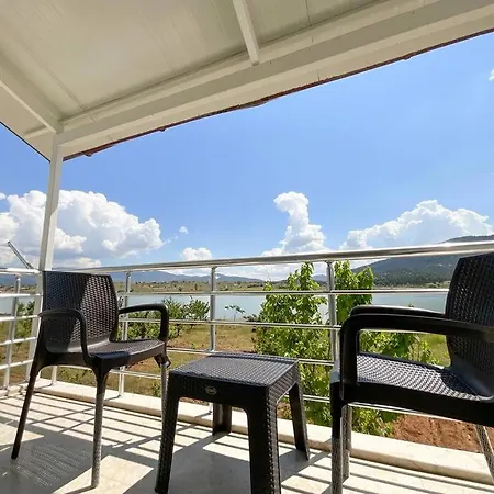Panoramic Lake View Apart Karabel *
